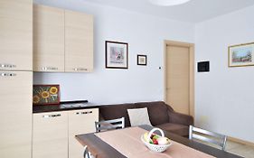 Snug Apartment In Dervio With Balcony Or Terrace